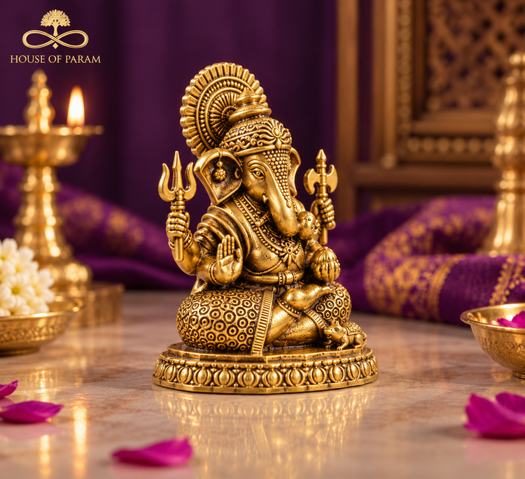 Brass shrimant Dagdusheth Halwai Ganpati 2 Inch